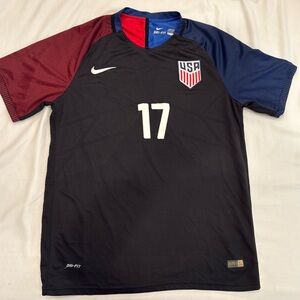 United States Nike Large Soccer Jersey #17 Altidore